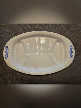 Vintage CorningWare "Blue Cornflower" Oval Roaster P-19 model P-19